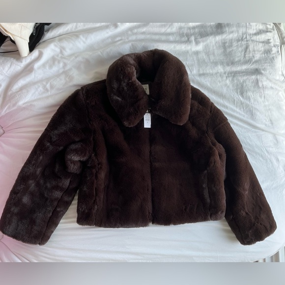 GAP Women's Faux Fur Jacket/Coat - Rich Brown - Picture 6 of 7
